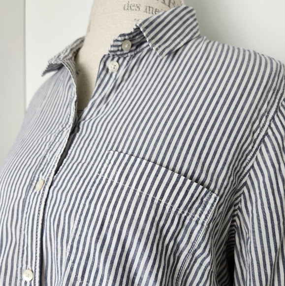 Cotton Pinstripe Buttonup Shirt - Picture 7 of 10
